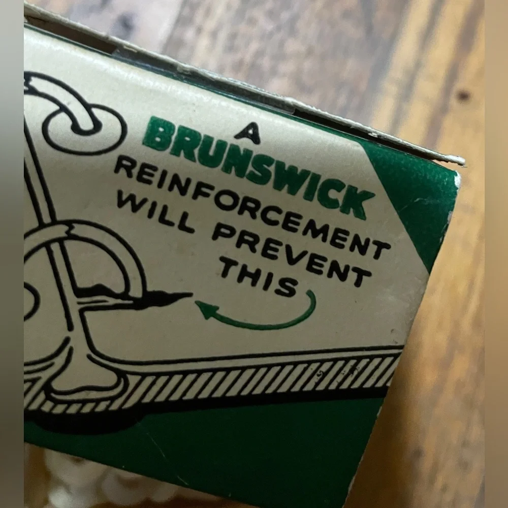 Vintage Brunswick Reinforcements White